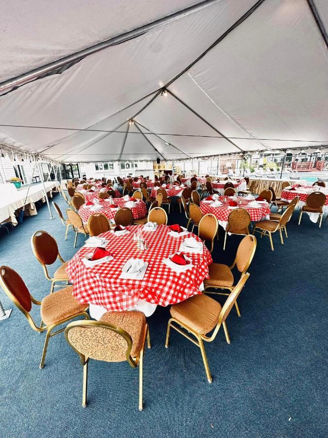 Cape Cod Irish Village - The Emerald Resort Barnstable Exteriör bild